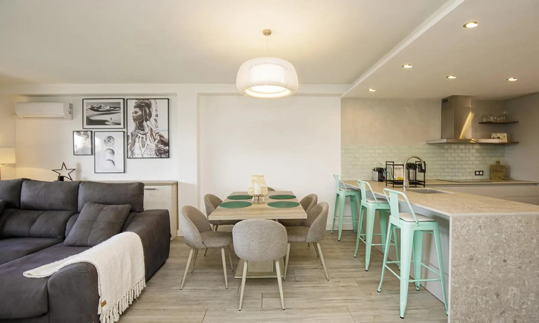 הוילה Casa Con Bonitas Vistas En Montjuic ז'ירונה בקתה
